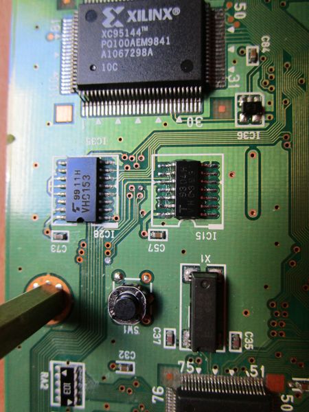 File:Xilinx CPLD.jpg