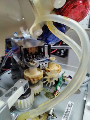 Roti rotimatic high speed mixer motor gears load cell.jpg