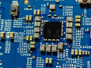 Videri VQ Qualcomm PM8994 Power Management IC.jpg