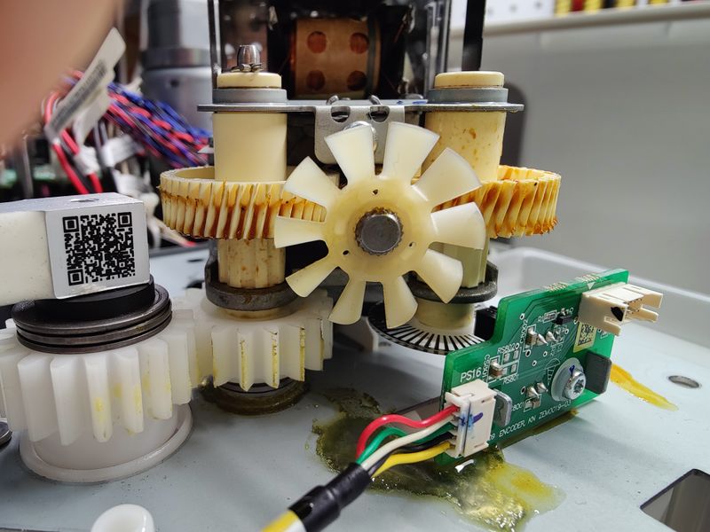 Roti rotimatic load cell mixer motor.jpg