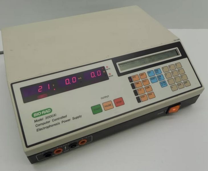 File:BIO-RAD 3000Xi Overview Photo.jpg